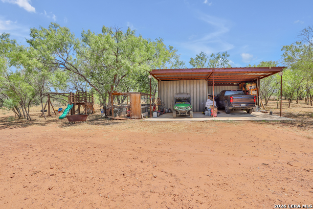 Image 19 of 24 For 745 County Road 2645