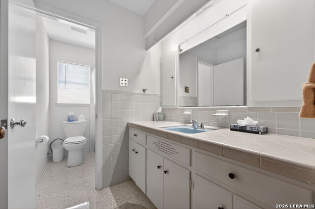 Image 25 of 43 For 514 Hospital