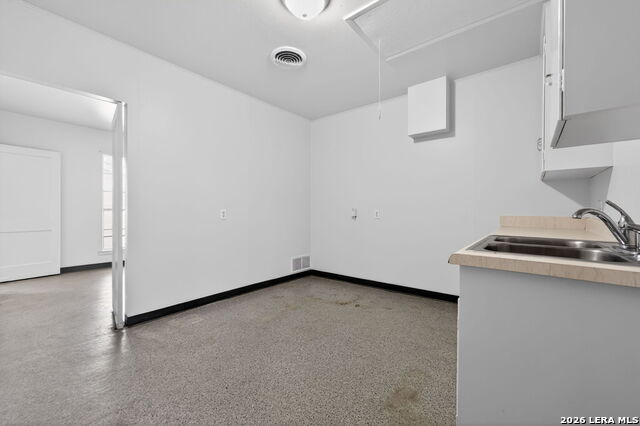 Image 30 of 43 For 514 Hospital