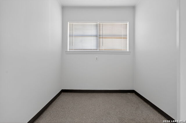 Image 32 of 43 For 514 Hospital