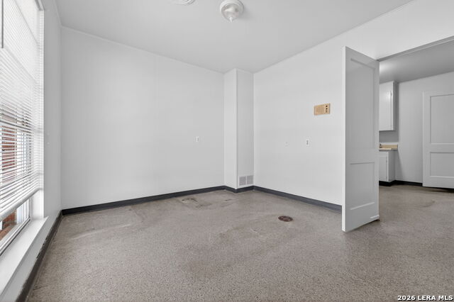 Image 33 of 43 For 514 Hospital