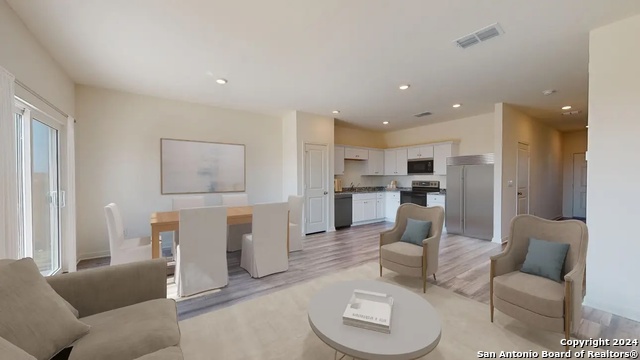 Image 3 of 7 For 3022 Dreamweaver