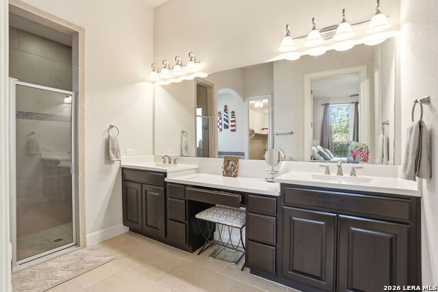 Image 19 of 36 For 29030 Voges  