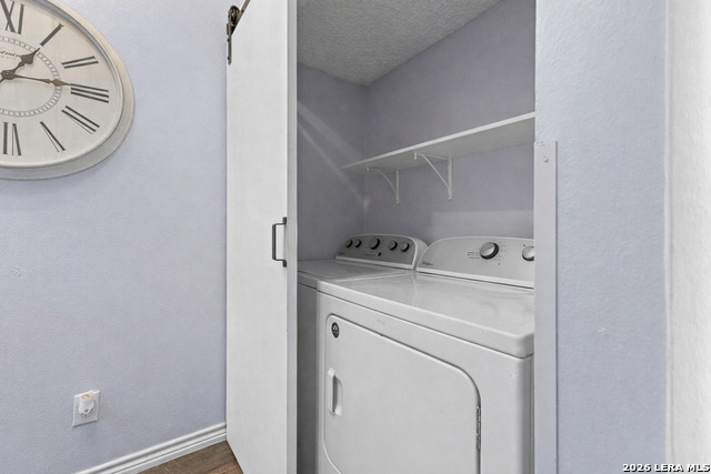 Image 15 of 36 For 7123 Thrush View  8