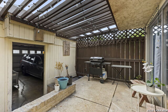 Image 28 of 36 For 7123 Thrush View  8