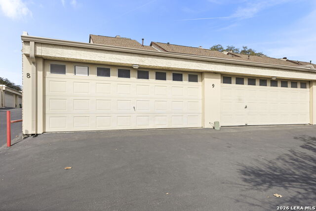 Image 33 of 36 For 7123 Thrush View  8