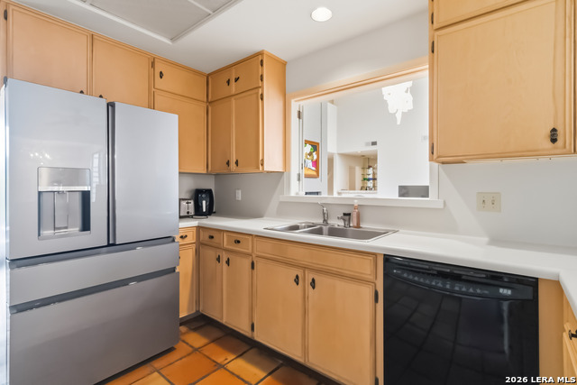 Image 11 of 35 For 7609 Songbird N