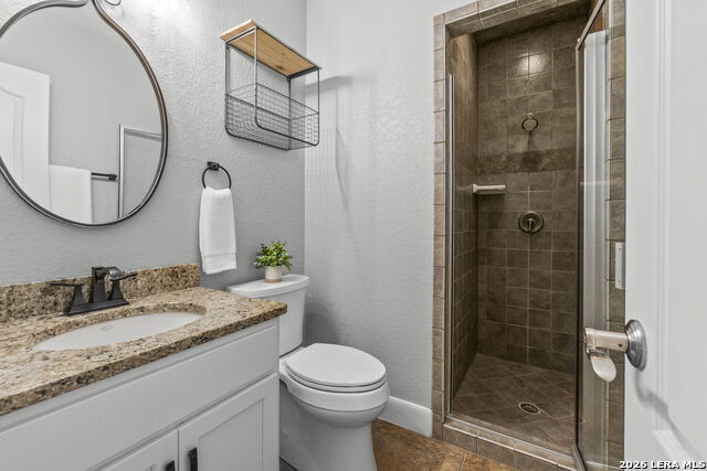 Image 18 of 34 For 616 Blue Diamond