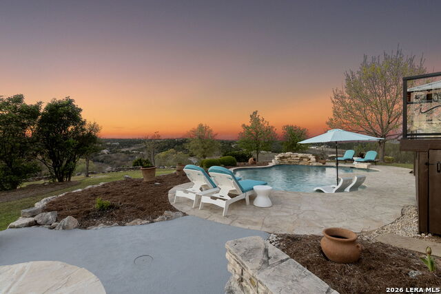 Image 31 of 34 For 616 Blue Diamond