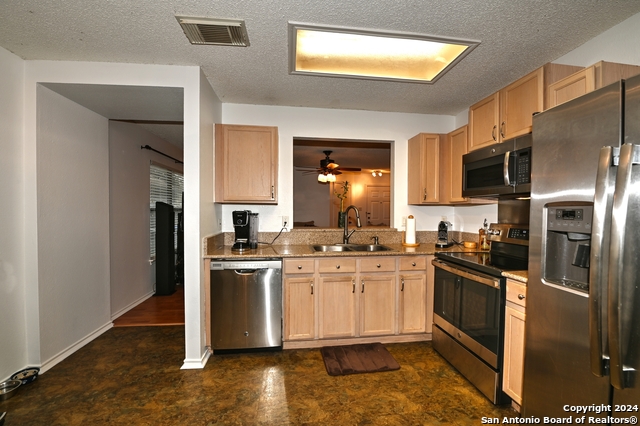 Image 10 of 24 For 16426 Alwick Ln