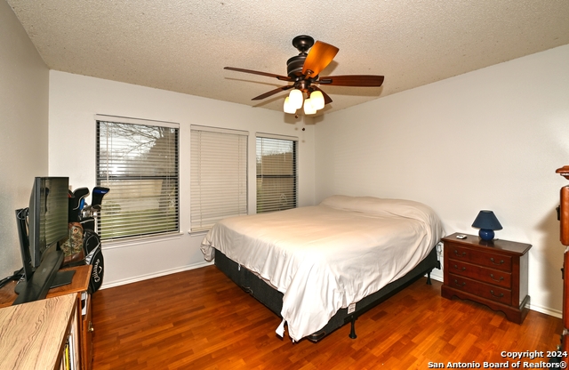 Image 14 of 24 For 16426 Alwick Ln