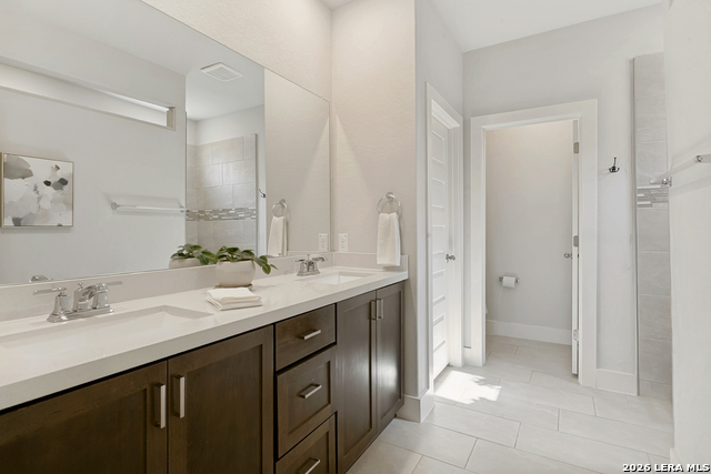 Image 17 of 23 For 7350 Walkers Loop