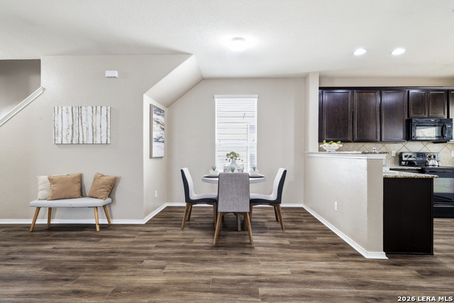 Image 11 of 31 For 474 Walnut Crest