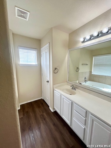 Image 23 of 34 For 803 Anarbor Post