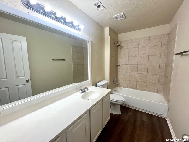 Image 27 of 34 For 803 Anarbor Post