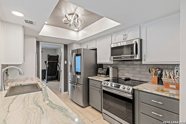 Listing photo id 18 for 7635 Tippit  