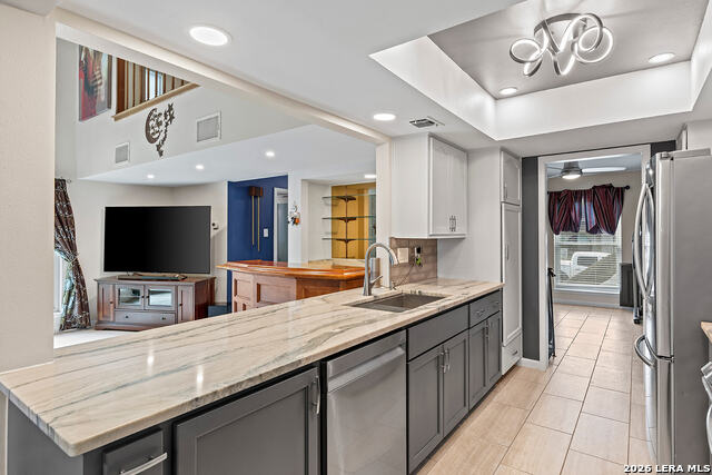 Listing photo id 19 for 7635 Tippit  