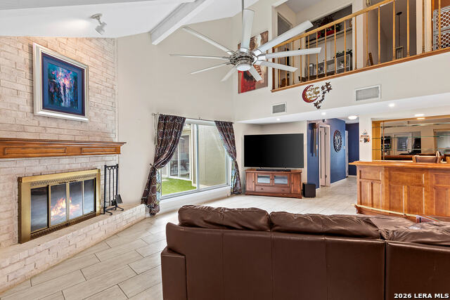 Listing photo id 24 for 7635 Tippit  