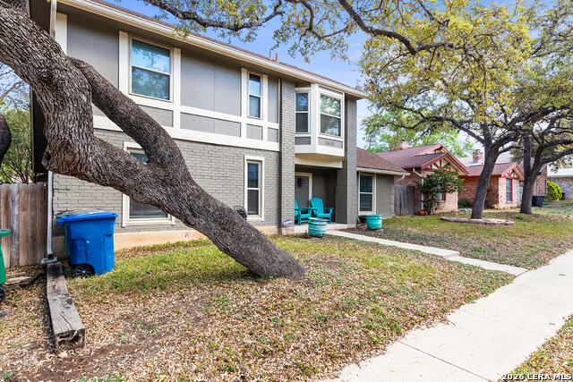 Listing photo id 1 for 7635 Tippit  