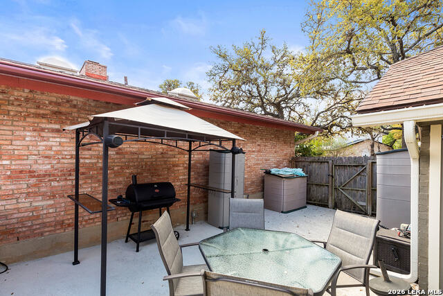 Listing photo id 38 for 7635 Tippit  