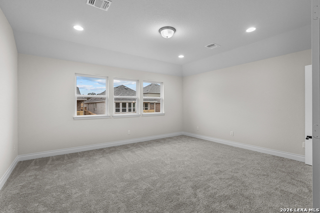 Image 23 of 37 For 4851 Whaler  