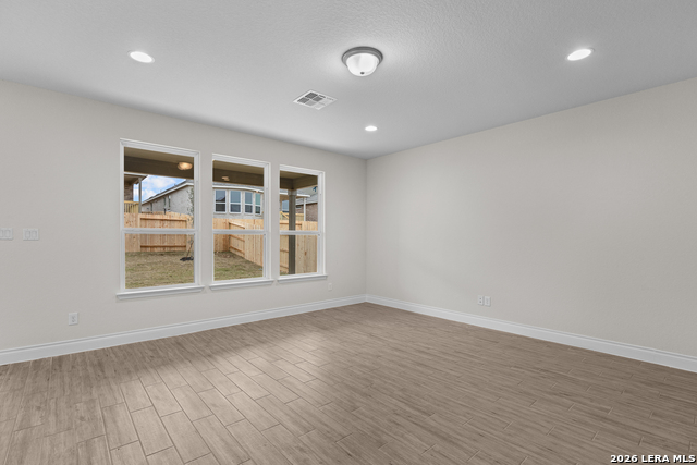 Image 6 of 37 For 4851 Whaler  