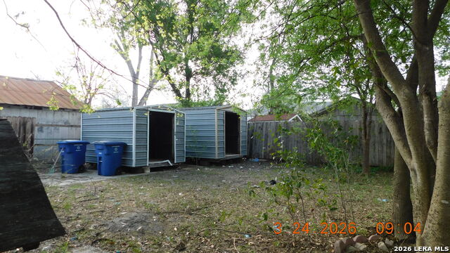 Image 24 of 25 For 912 Theo Ave W