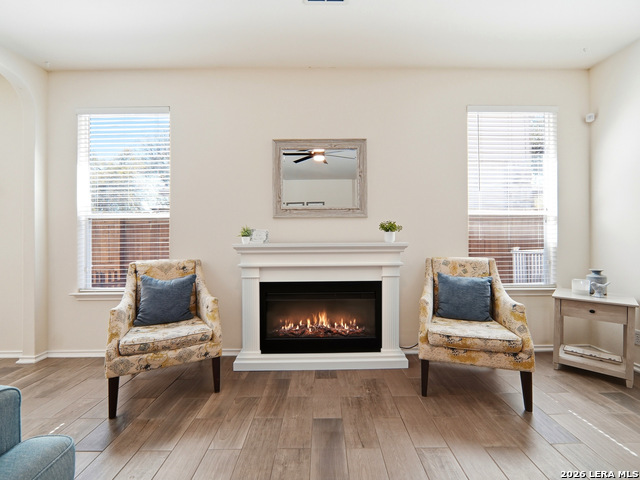 Image 6 of 26 For 5418 Argyle Way