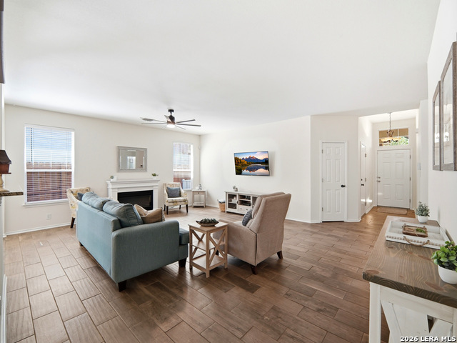 Image 7 of 26 For 5418 Argyle Way