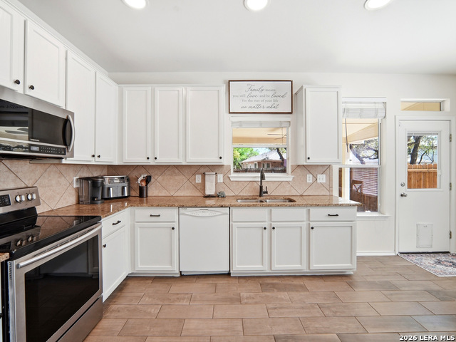 Image 9 of 26 For 5418 Argyle Way