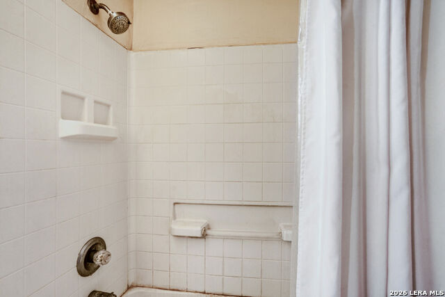 Image 15 of 17 For 6602 Amberwood