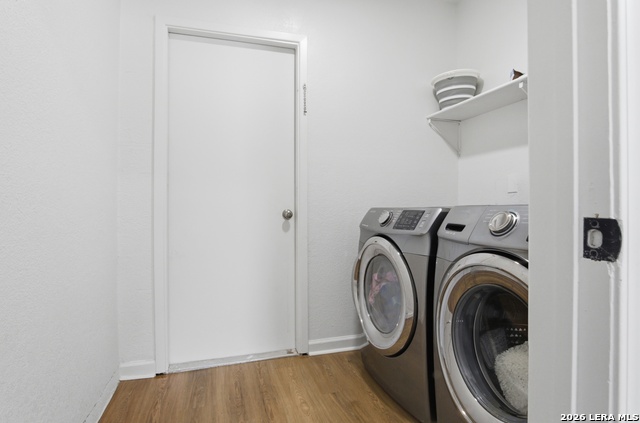 Listing photo id 14 for 12310 Valley Forge Circle