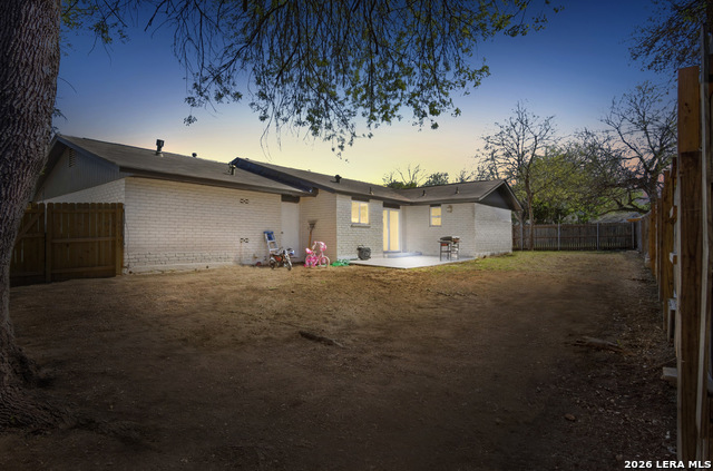 Listing photo id 15 for 12310 Valley Forge Circle