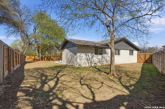 Listing photo id 18 for 12310 Valley Forge Circle