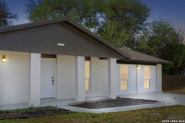 Listing photo id 2 for 12310 Valley Forge Circle