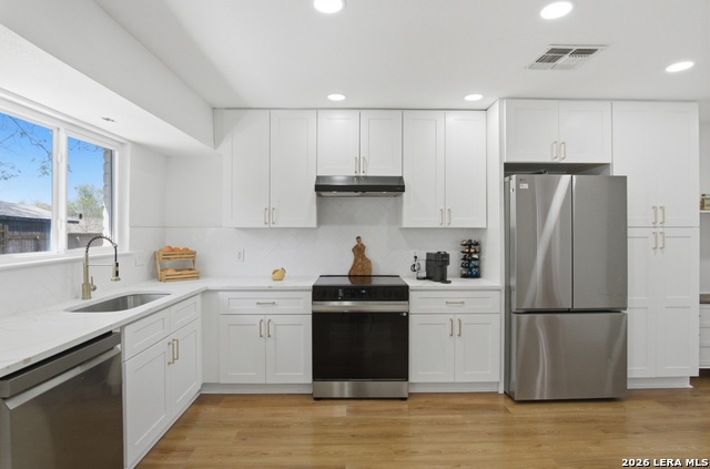 Listing photo id 5 for 12310 Valley Forge Circle