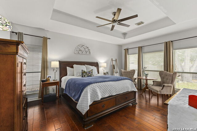 Image 28 of 54 For 13506 Chamber Oaks