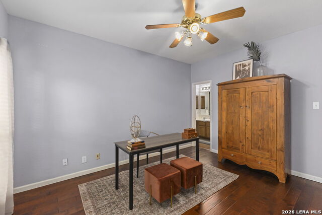 Image 9 of 54 For 13506 Chamber Oaks