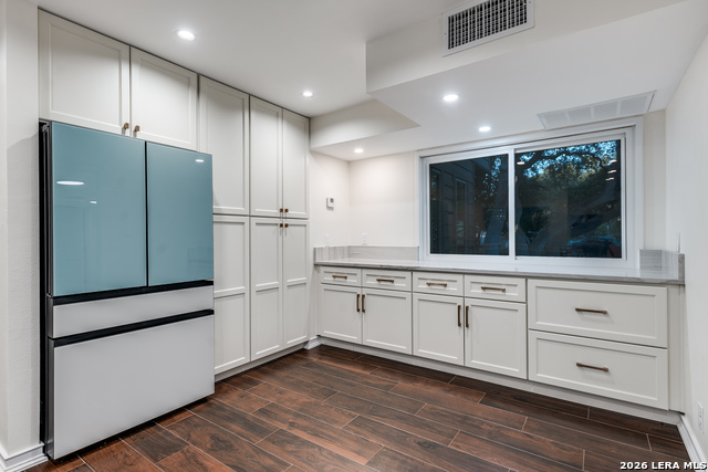 Image 10 of 28 For 12535 Elm Manor