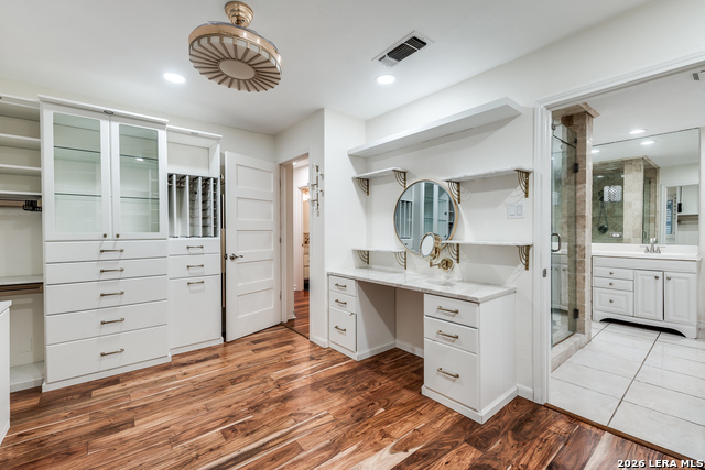 Image 20 of 28 For 12535 Elm Manor