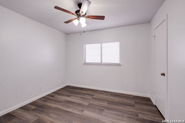 Image 23 of 27 For 5147 Senisa Springs