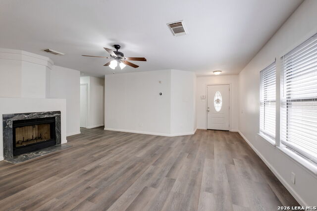 Image 8 of 27 For 5147 Senisa Springs