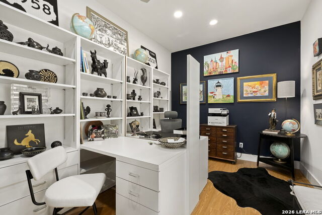 Image 31 of 50 For 101 Bristol Green