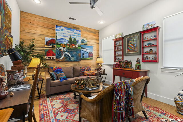 Image 33 of 50 For 101 Bristol Green