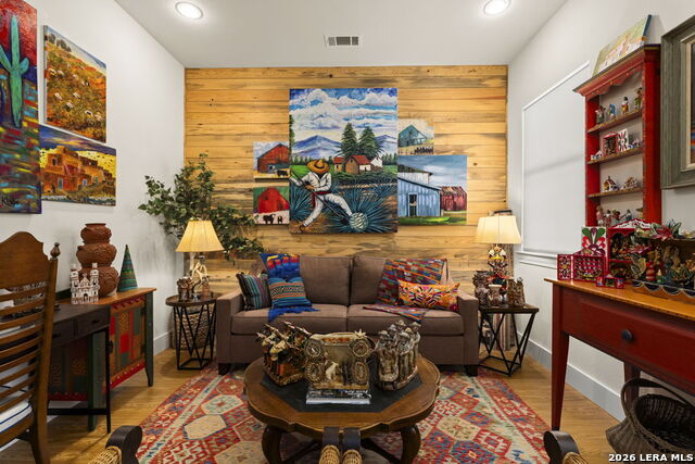 Image 34 of 50 For 101 Bristol Green