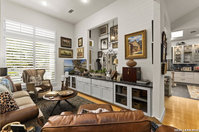 Image 9 of 50 For 101 Bristol Green