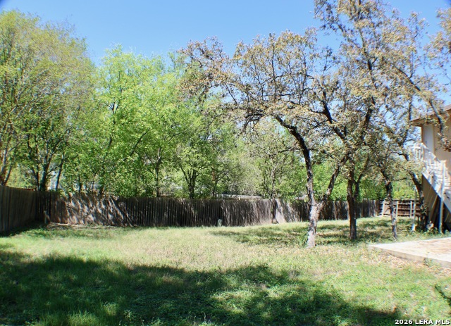 Listing photo id 2 for 7135 Shadow  