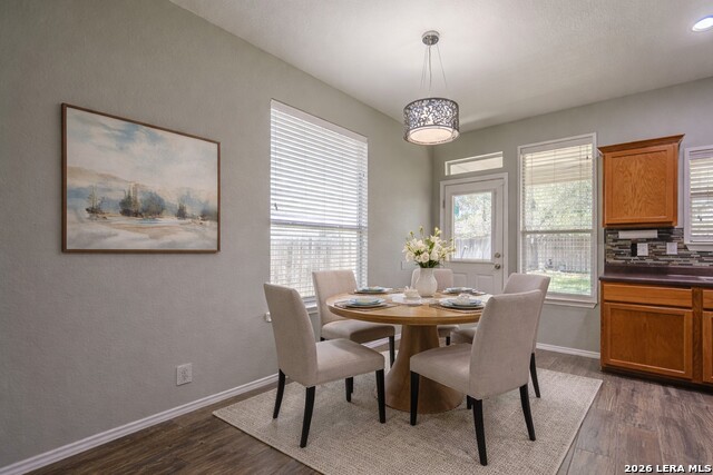 Image 3 of 44 For 762 Andora  