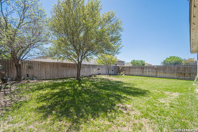 Image 40 of 44 For 762 Andora  