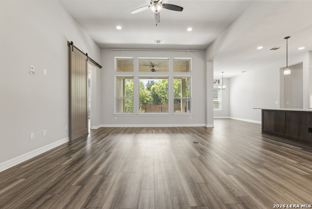 Image 29 of 50 For 2206 Black Dog